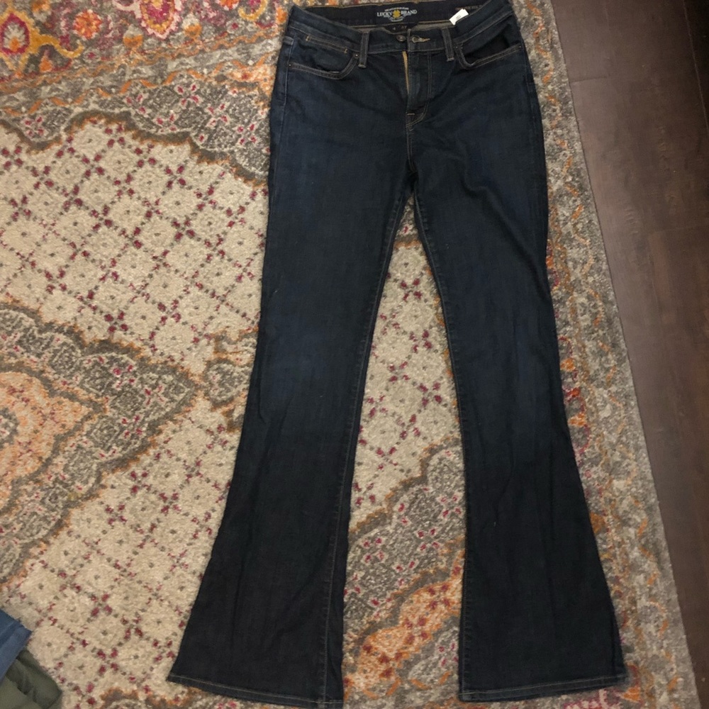 Lucky Brand Flare Jeans 🍀